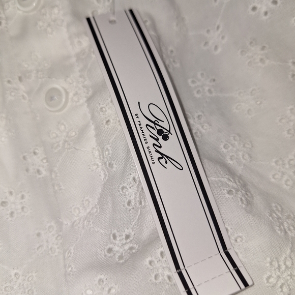 NWT PINK White Eyelet shorts - Picture 7 of 7